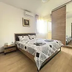 Διαμέρισμα Elegance Estate - Free Parking Βάρνα