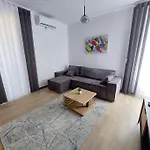 Elegance Estate - Free Parking Διαμέρισμα