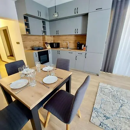 Elegance Estate - Free Parking * וארנה