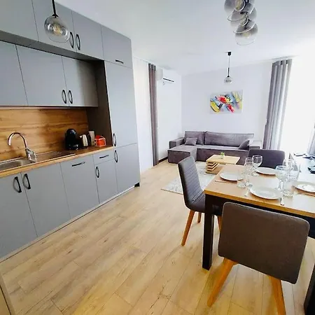 Apartman Elegance Estate - Free Parking