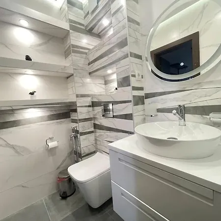 Elegance Estate - Free Parking Várna