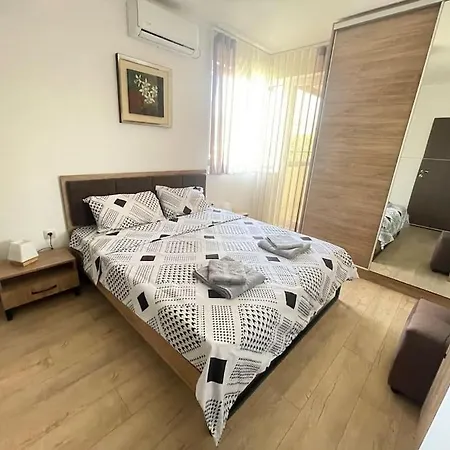 Διαμέρισμα Elegance Estate - Free Parking