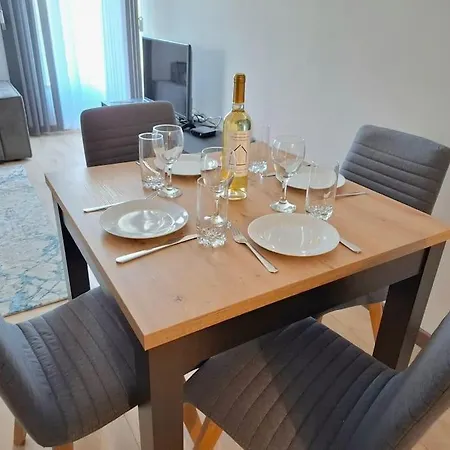 Elegance Estate - Free Parking Βάρνα