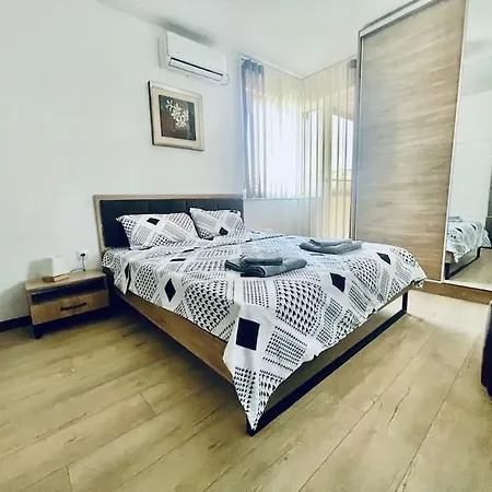 Διαμέρισμα Elegance Estate - Free Parking *