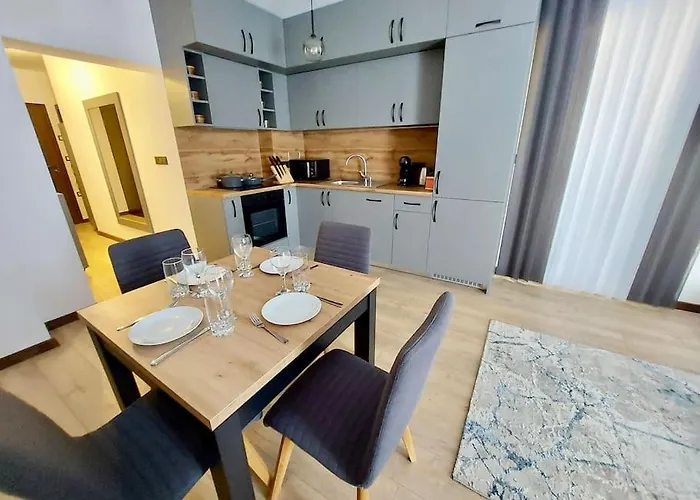 Elegance Estate - Free Parking * Varna