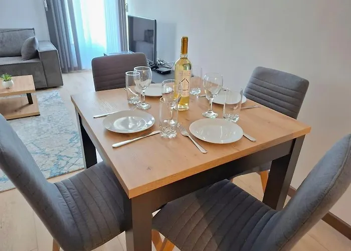 Elegance Estate - Free Parking Varna